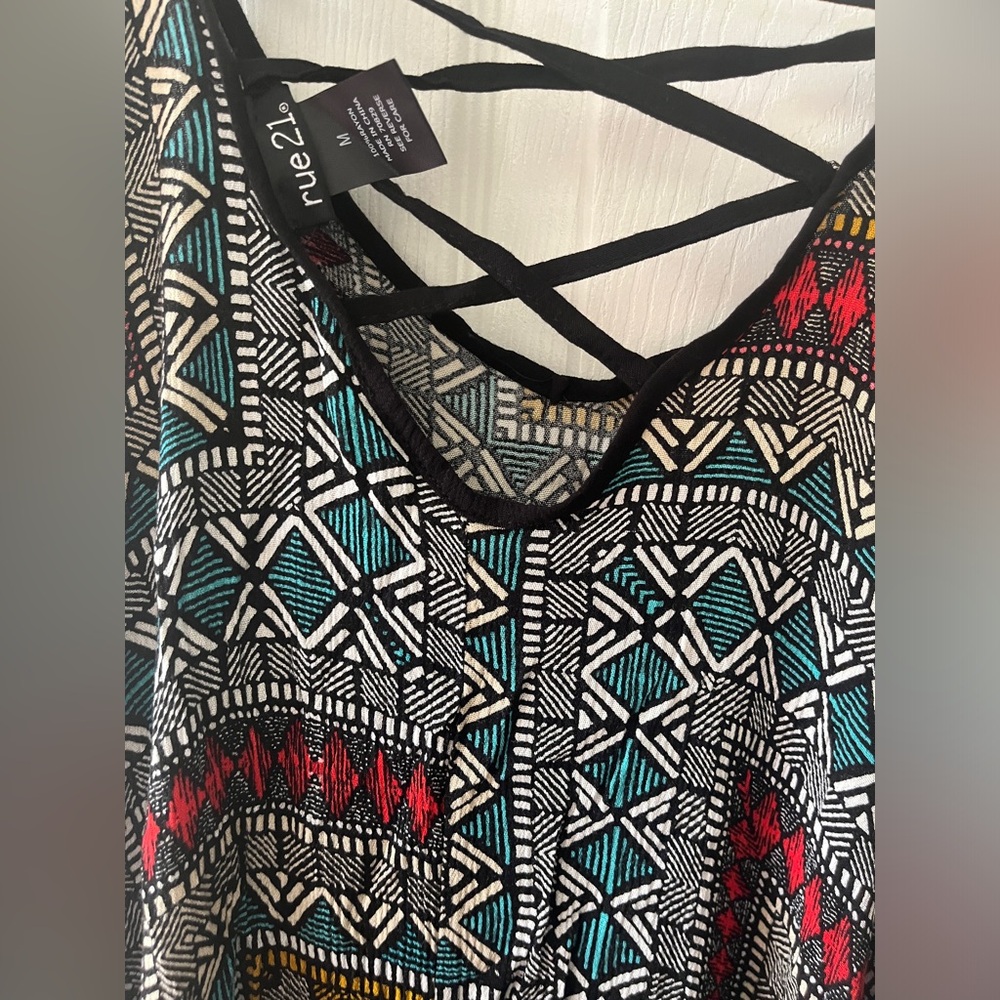 Aztec Dress - Picture 3 of 4